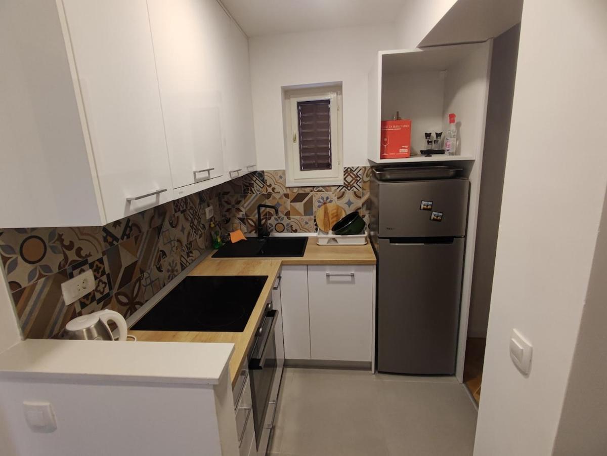 Apartments Saric Makarska Exterior foto