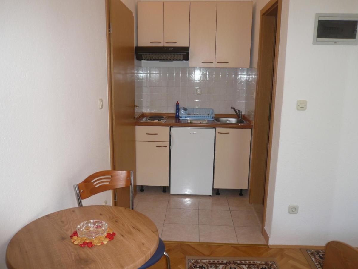 Apartments Saric Makarska Exterior foto